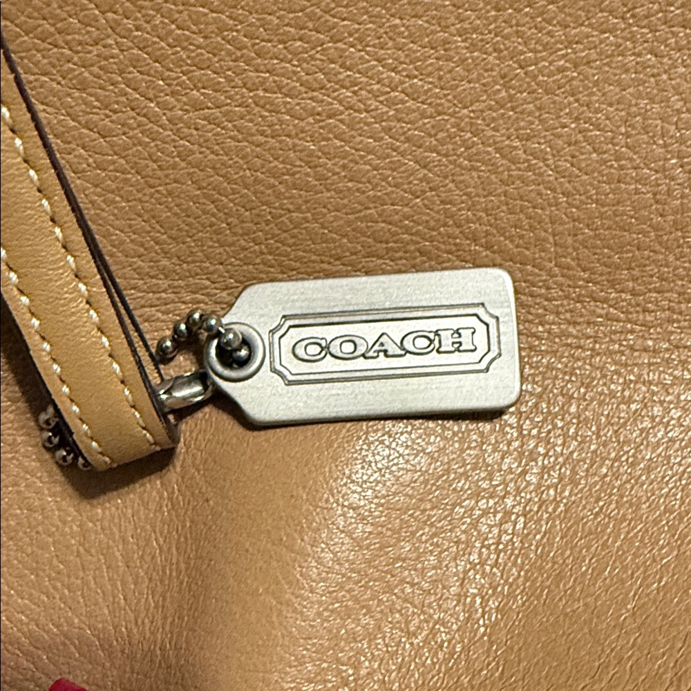 Coach - Tan Leather Shoulder Bag - Picture 6 of 11